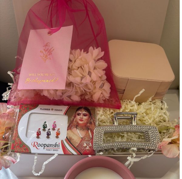 Telugu Bridesmaid Gift Box with Jewelry Box, Bindi, Hair Clip and Artificial Jasmine Flower